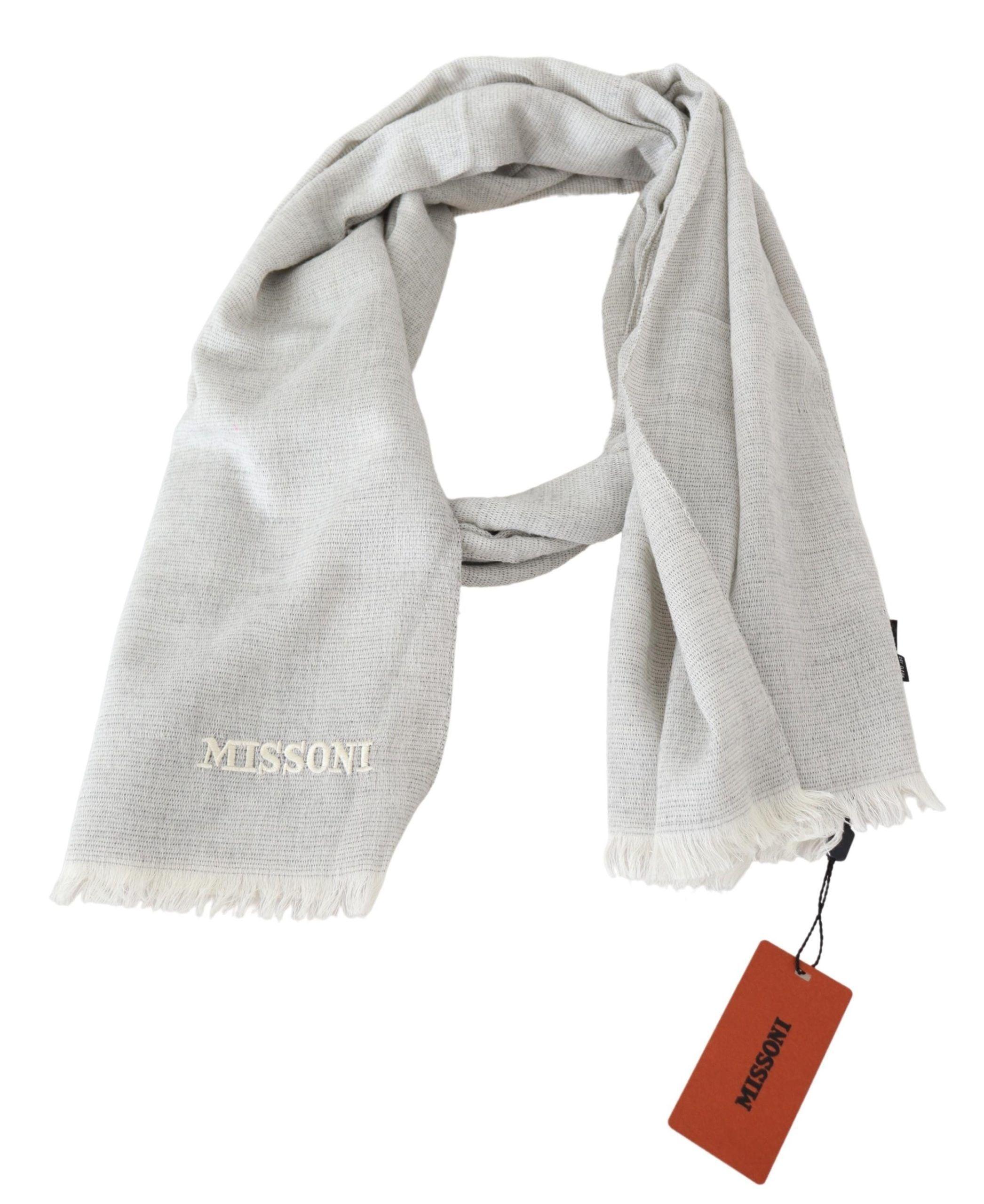 Missoni Elegant Wool Scarf with Signature Embroidery