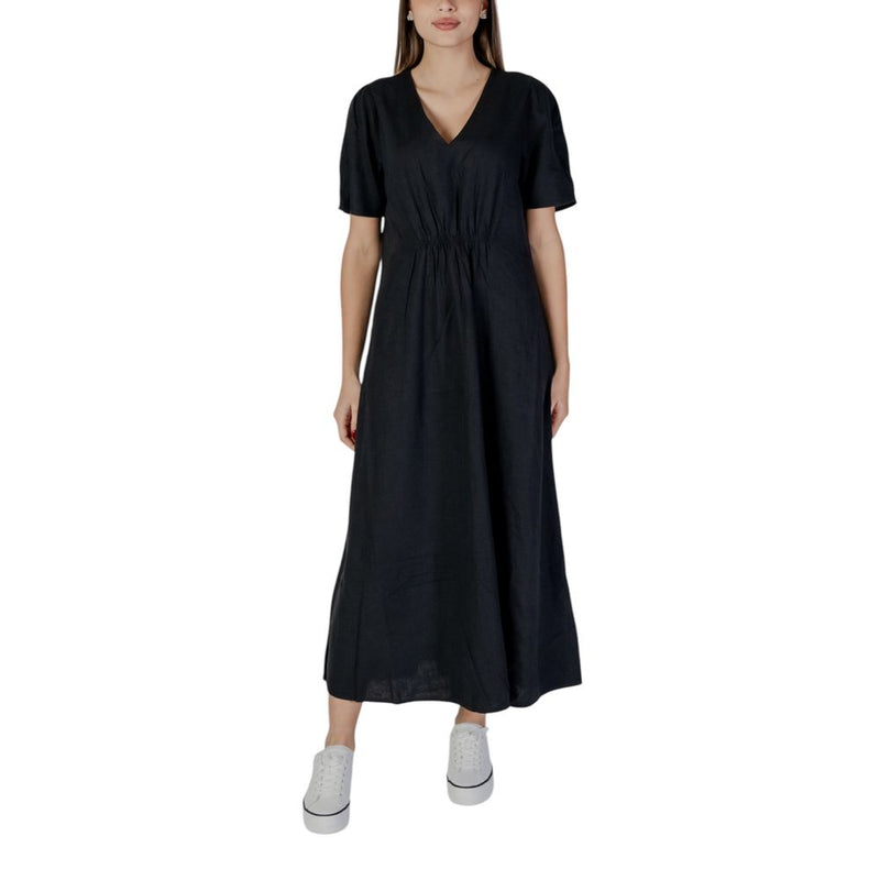 B.Young Black Linen Dress