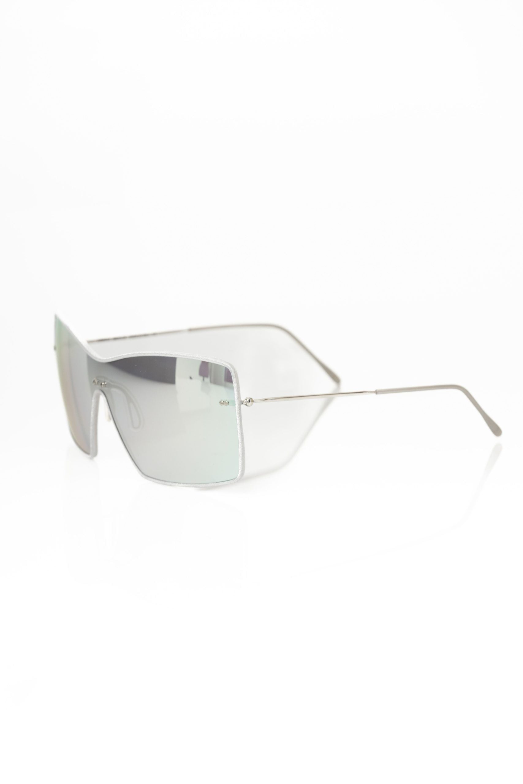 Sleek Silver Shield Sunglasses - Divitiae Glamour